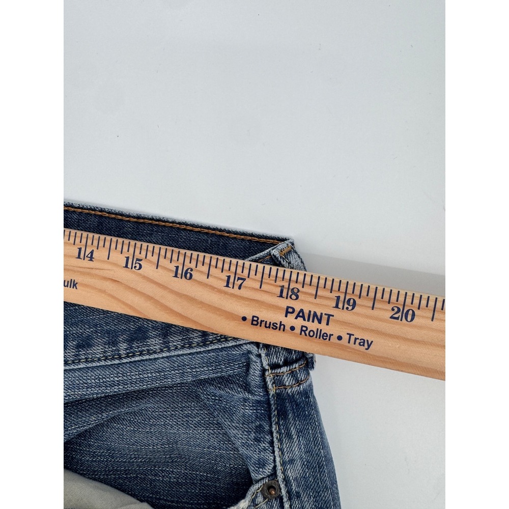 Vintage Levi's 559 Relaxed Straight Jeans Mens Size 36x34 Blue Hem Distressed - Picture 11 of 16